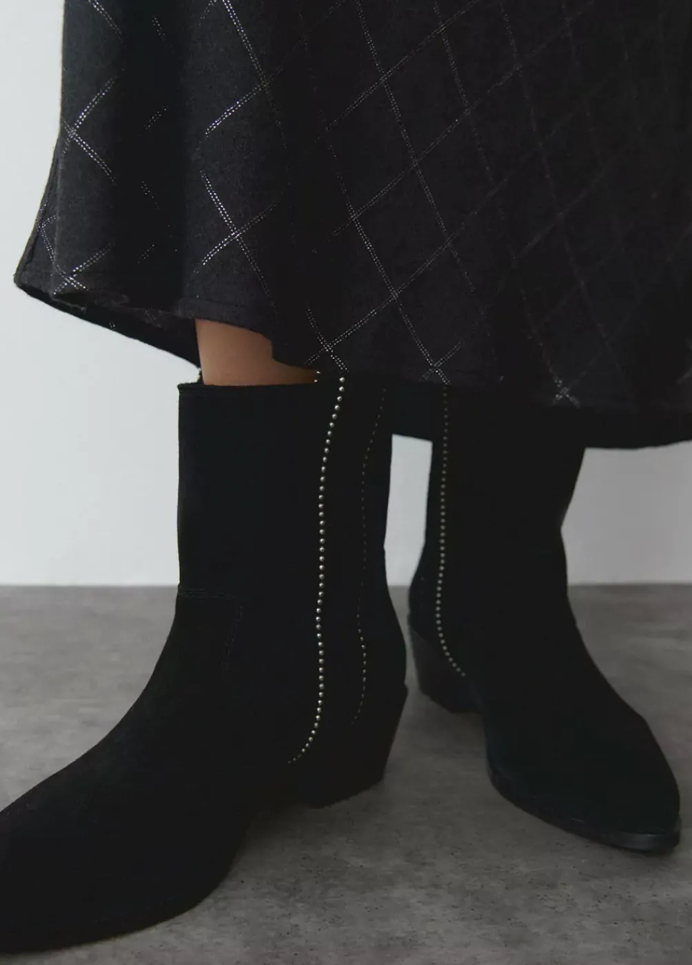 Botin Alto Tiras Bolitas Piel-Brownie Spain New