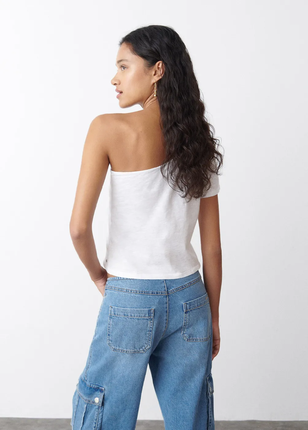 Camiseta Asimetrica Manga Corta Blanca-Brownie Spain Outlet