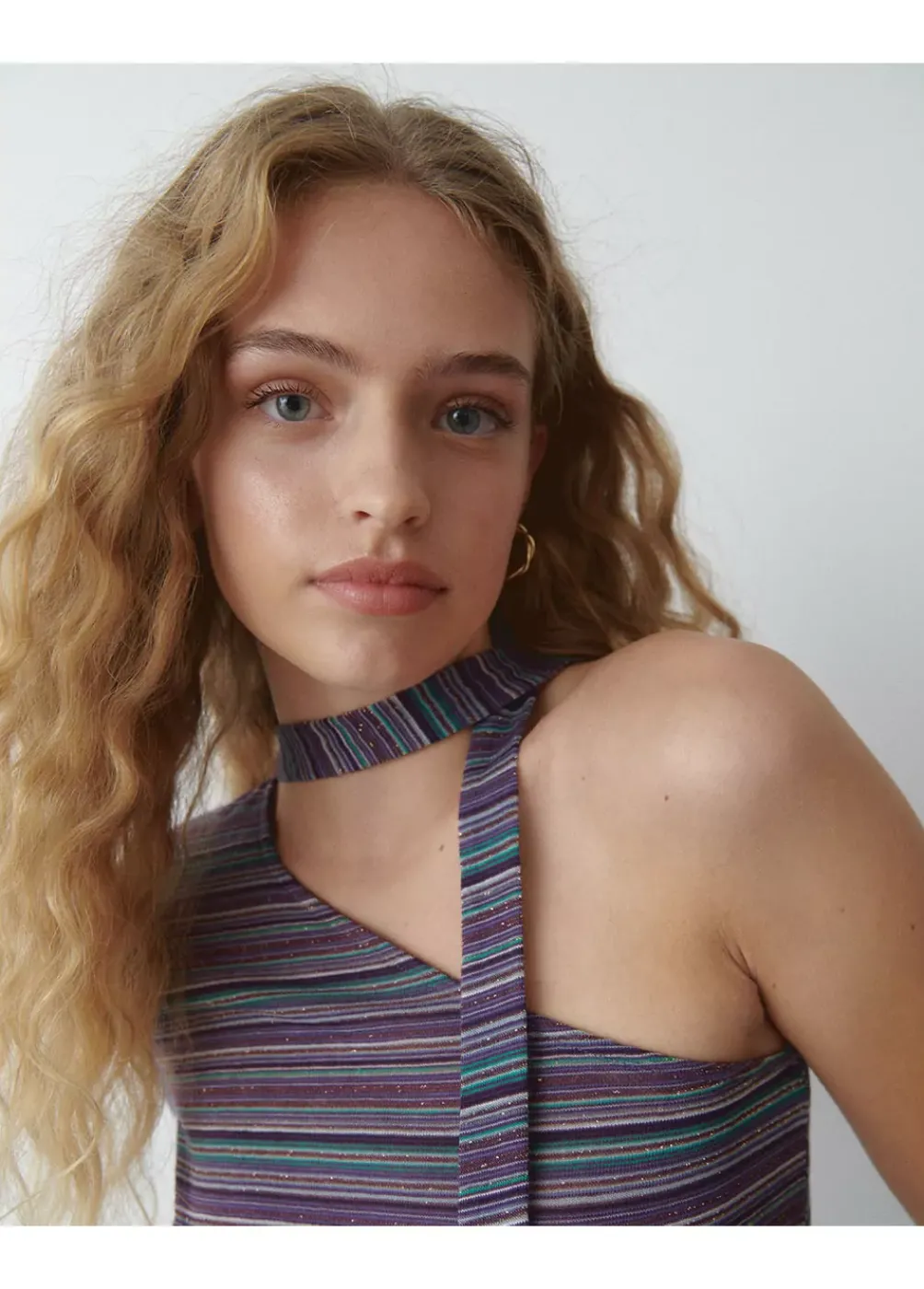 Camiseta Manga Larga Asimetrica Chocker-Brownie Spain Fashion