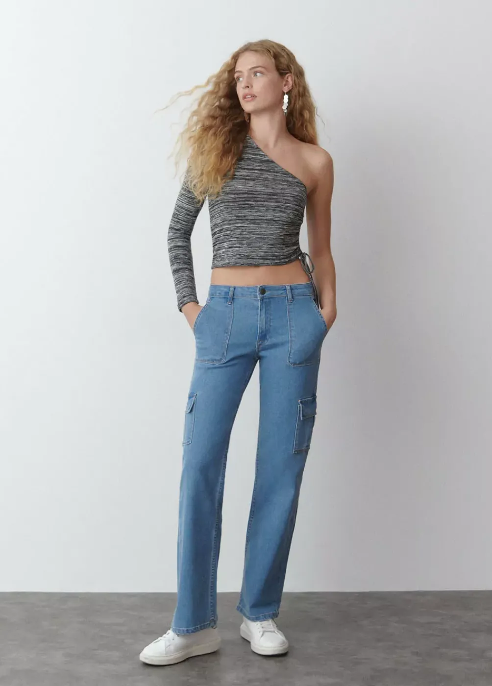 Camiseta Manga Larga Asimetrica Frunce-Brownie Spain Clearance